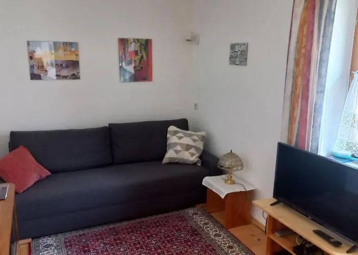 Mit Grossem Innenhof Und Garten - Ideal Fuer Grosse Gruppen Seefeld-Kadolz