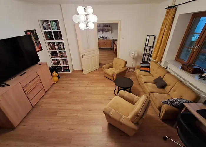 Mit Grossem Innenhof Und Garten - Ideal Fuer Grosse Gruppen Apartment *